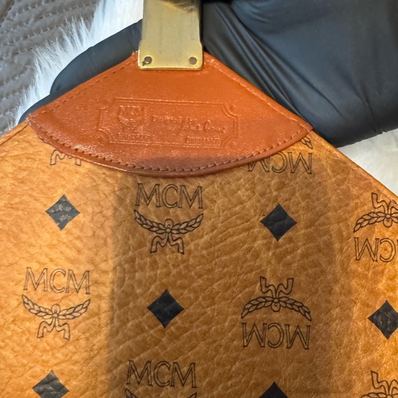 🔥SEND OFFER🔥MCM Tan and Brown Briefcase with Iconic Monogram - Picture 8 of 13